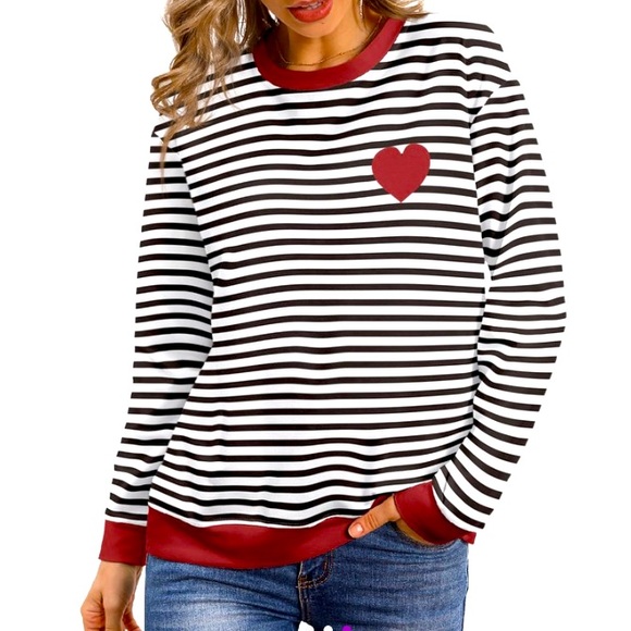 Tops - Black & White Stripes Heart Sweatshirt - Women & Plus - Lightweight